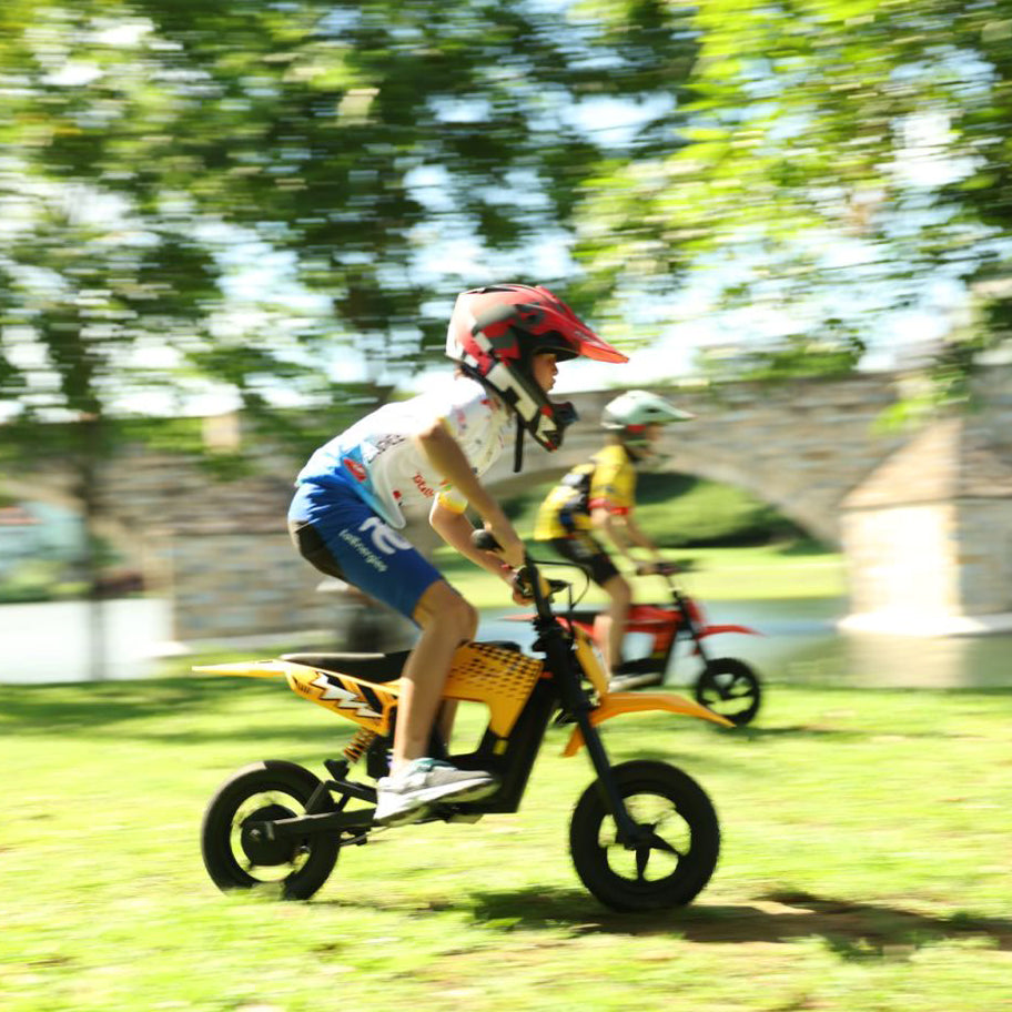 hiboy-dk2-moto-lectrique-enfant-3-7-ans-jaune image 4