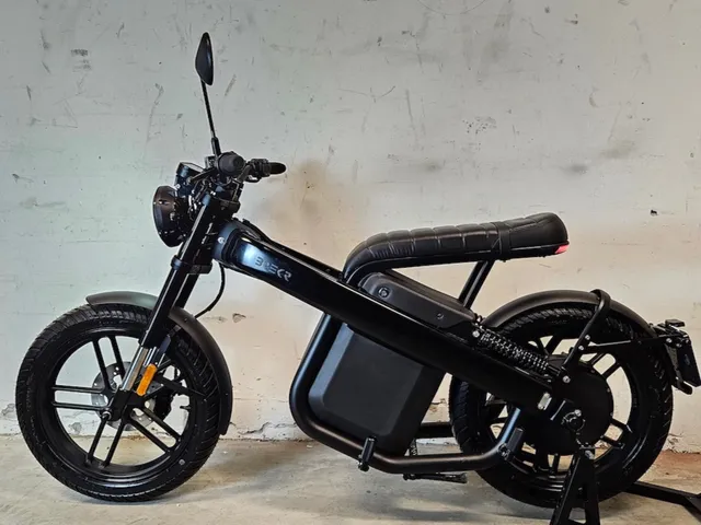 brekr-b4000-2021-scooter-spider-black-occasion image 1