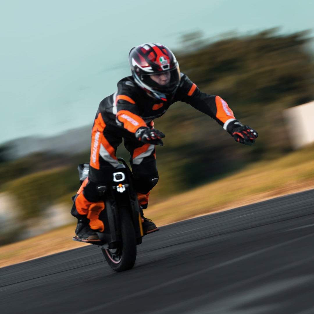 inmotion-p6-gyroroue-lectrique-235v-suspension image 7